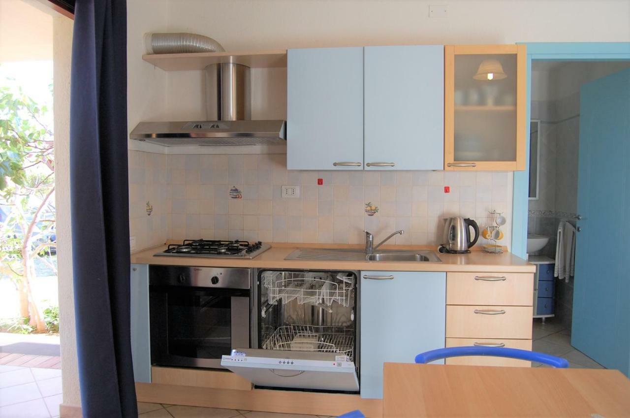 I Lentischi Aparthotel Villasimius Bagian luar foto