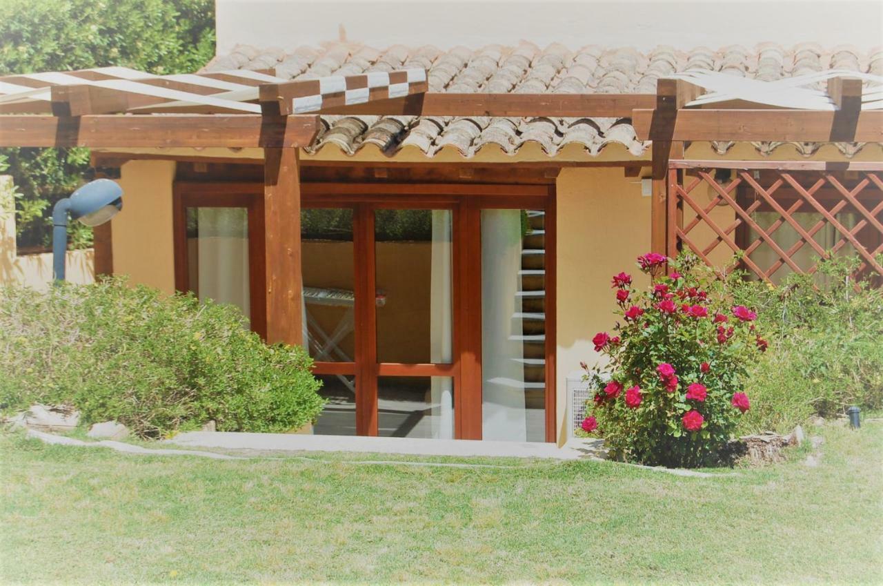 I Lentischi Aparthotel Villasimius Bagian luar foto
