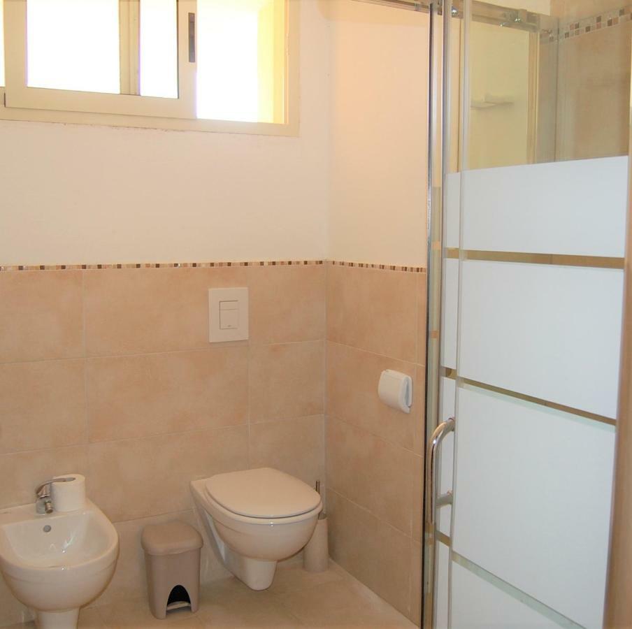 I Lentischi Aparthotel Villasimius Bagian luar foto