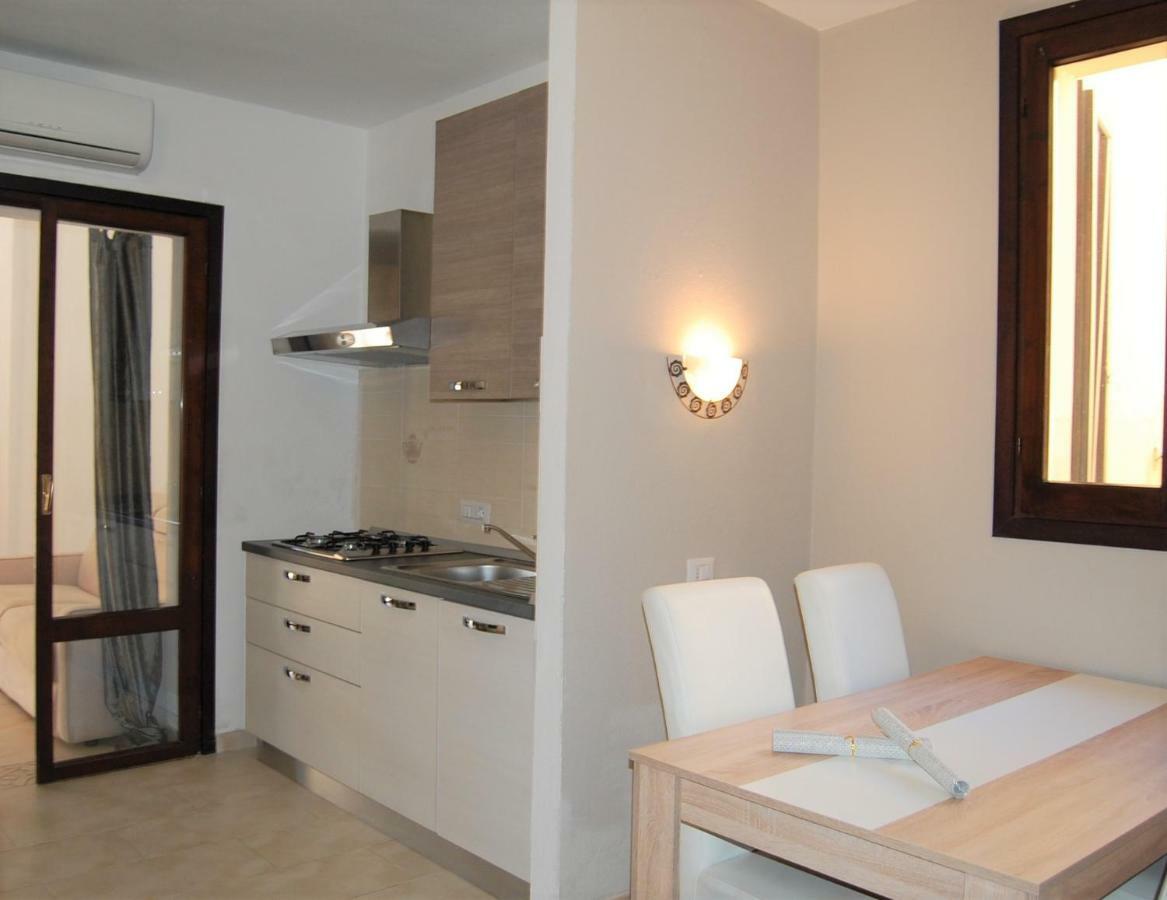 I Lentischi Aparthotel Villasimius Bagian luar foto