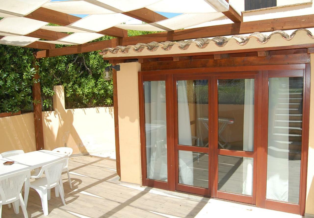 I Lentischi Aparthotel Villasimius Bagian luar foto