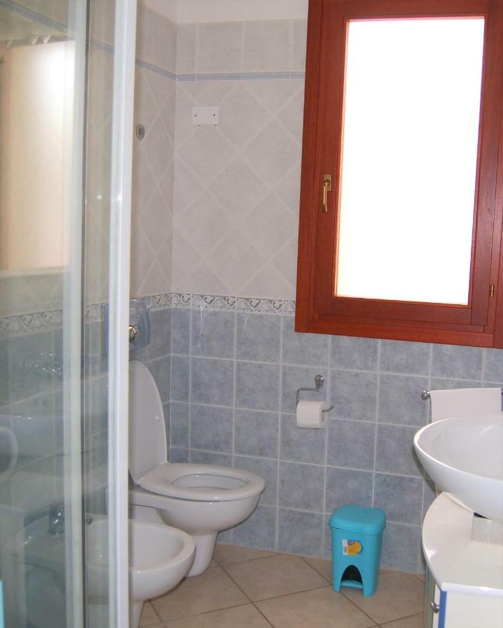 I Lentischi Aparthotel Villasimius Bagian luar foto