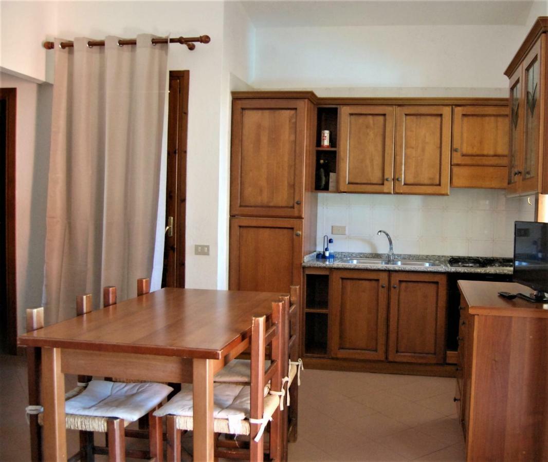 I Lentischi Aparthotel Villasimius Bagian luar foto